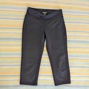 Old Navy Active Black Athletic Cropped Pants Size 8